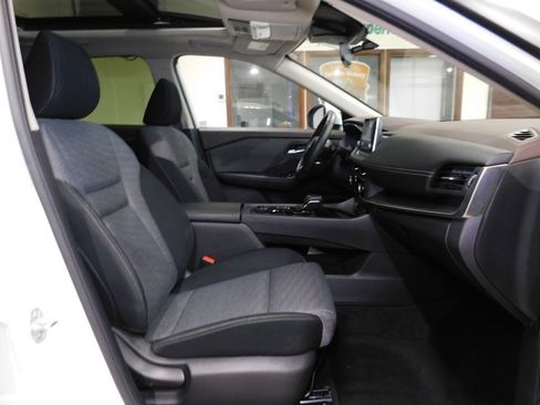 Used 2023 Nissan Rogue SV AWD/4WD image 68