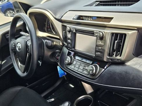 Used 2013 Toyota RAV4 XLE FWD image 12