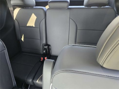 New 2026 Buick Enclave Preferred image 9