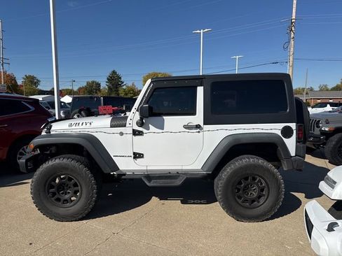 Used 2016 Jeep Wrangler Sport image 4