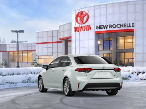 New 2026 Toyota Corolla XLE image 7