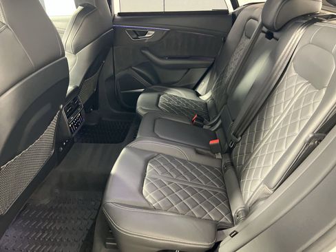 Used 2022 Audi SQ8 Prestige image 25