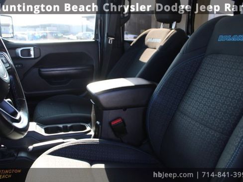 Used 2021 Jeep Wrangler Unlimited Islander image 32