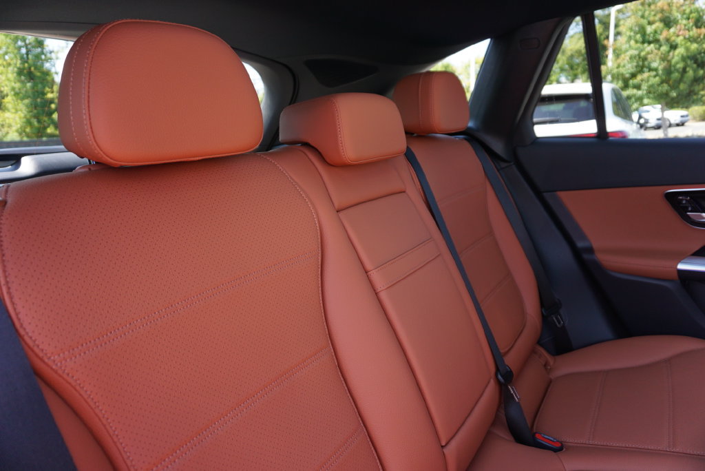 Certified 2026 Mercedes-Benz GLC 300 4MATIC image 45