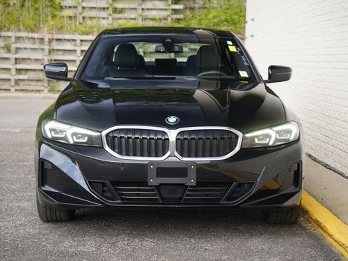 Used 2025 BMW 330i xDrive Sedan AWD/4WD image 10