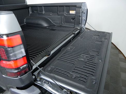 New 2026 Nissan Frontier SV w/ Tow Package image 18