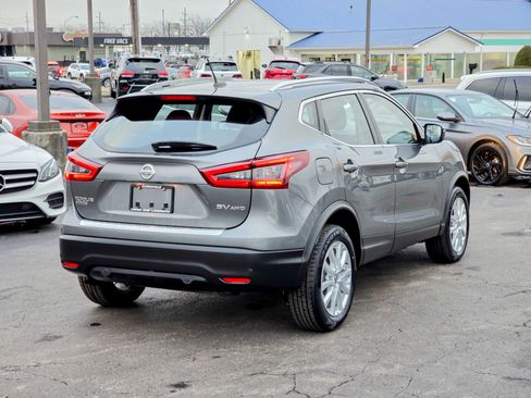 Used 2022 Nissan Rogue Sport SV image 23