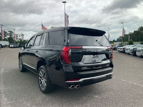 Used 2026 GMC Yukon Denali w/ Sun & Power Step Package AWD/4WD image 7