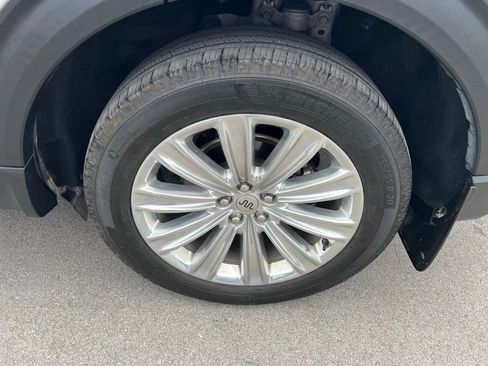 Used 2023 Ford Explorer King Ranch w/ Technology Package image 14