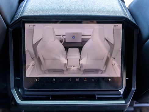 Used 2024 Tesla Cybertruck AWD Crew Cab image 30