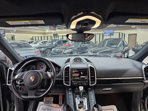 Used 2011 Porsche Cayenne S AWD/4WD image 26