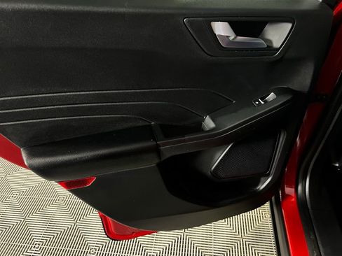 Used 2025 Ford Escape ST-Line image 26