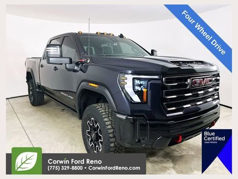 Used 2025 GMC Sierra 2500 AT4X image 1