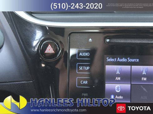 Used 2019 Toyota Corolla LE image 25