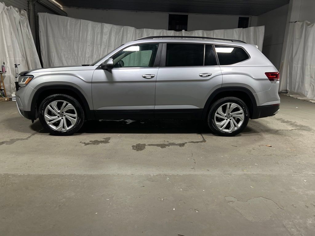 Used 2022 Volkswagen Atlas SE FWD image 4