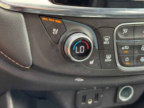 Used 2018 Chevrolet Traverse Premier w/ LPO, Floor Liner Package AWD/4WD image 22