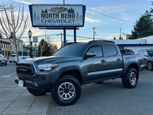 Used 2023 Toyota Tacoma Trail Edition w/ Trail Edition image 1