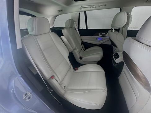 New 2026 Mercedes-Benz GLS 450 4MATIC image 29