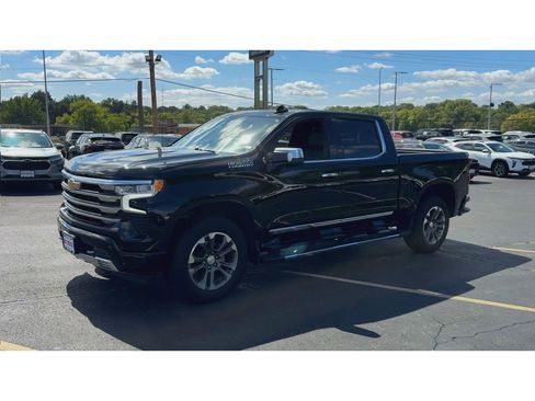 Certified 2024 Chevrolet Silverado 1500 High Country w/ Z71 Off-Road Package image 4