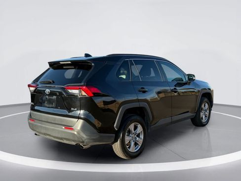 Used 2025 Toyota RAV4 XLE FWD image 5