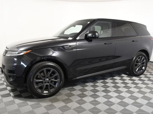 Used 2024 Land Rover Range Rover Sport Dynamic SE AWD/4WD image 2
