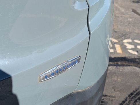 Used 2018 Jeep Renegade Latitude image 17