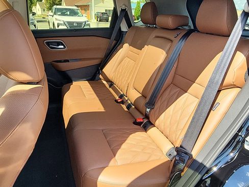 New 2026 Nissan Rogue Platinum w/ Platinum Premium Package image 7