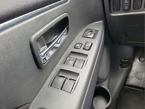 Used 2026 Mitsubishi Outlander Sport AWD image 13