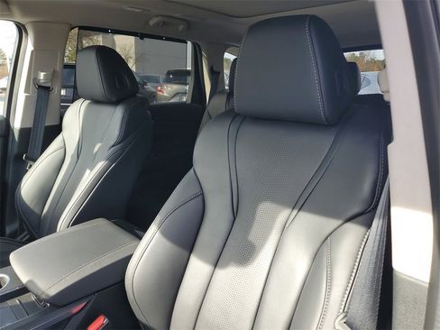Certified 2025 Acura MDX w/ Technology Package image 19
