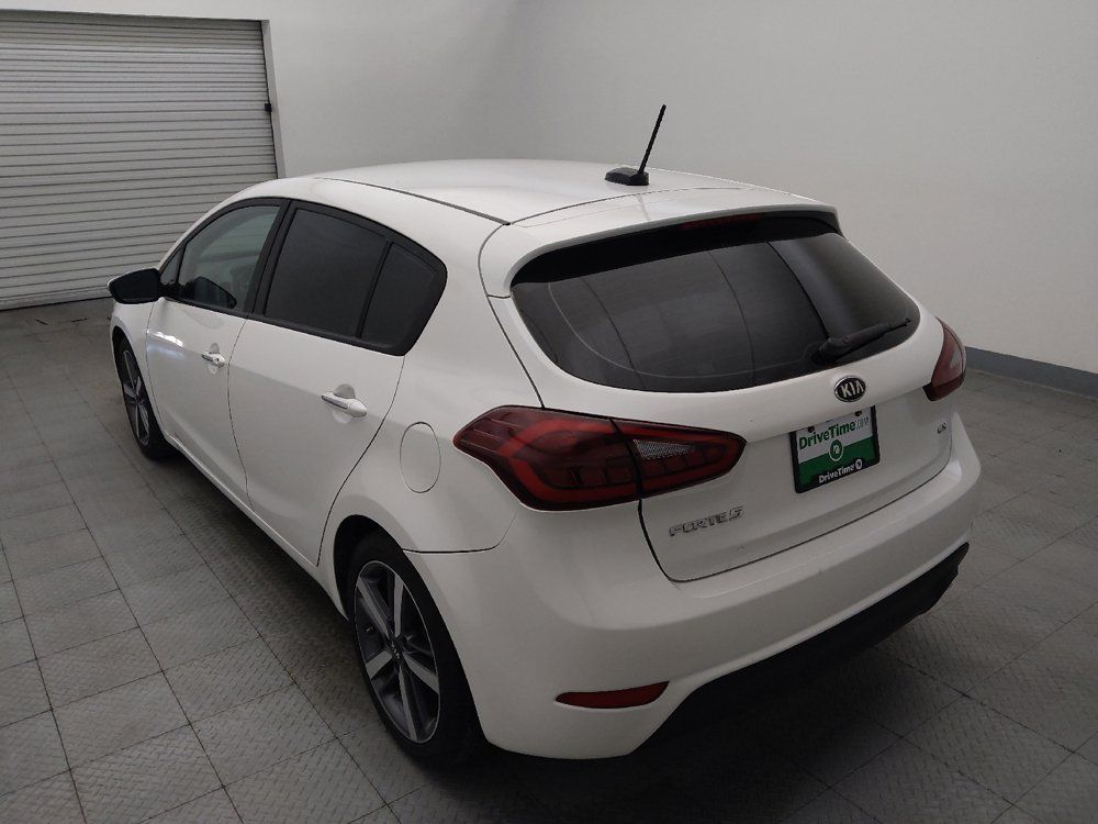 Used 2017 Kia Forte EX FWD image 5