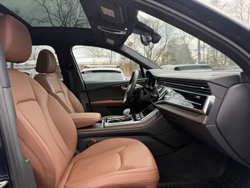 Used 2025 Audi Q7 3.0T Premium image 15