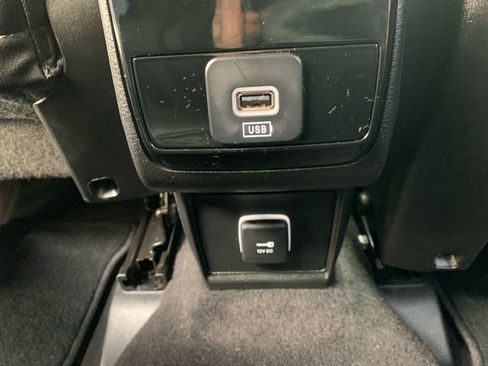 Used 2023 Jeep Compass Altitude image 16