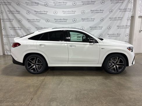 New 2026 Mercedes-Benz GLE 53 AMG 4MATIC Coupe image 3