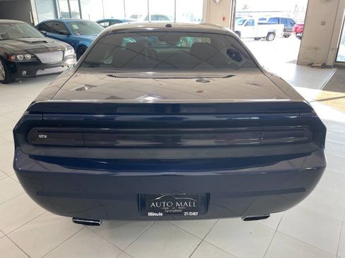Used 2013 Dodge Challenger R/T image 6