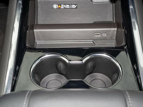 Used 2025 Chevrolet Tahoe LT image 26