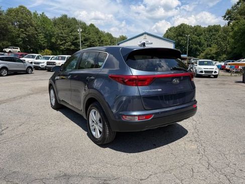 Used 2018 Kia Sportage LX FWD image 3