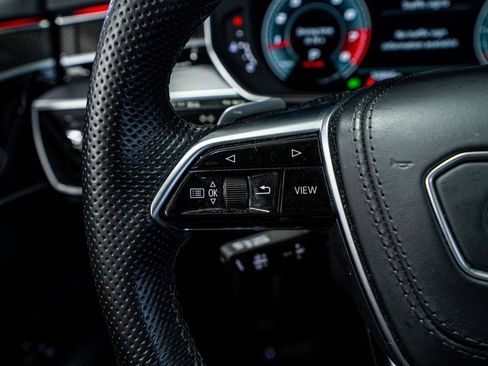 Used 2023 Audi S8 image 40