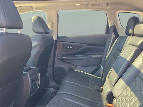 Used 2019 Nissan Murano Platinum image 9