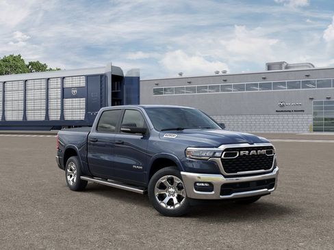 New 2026 RAM 1500 4x4 Crew Cab image 5