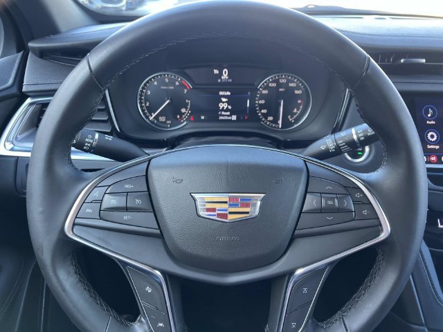 Certified 2024 Cadillac XT5 Luxury w/ LPO, Floor Liner Package AWD/4WD image 19