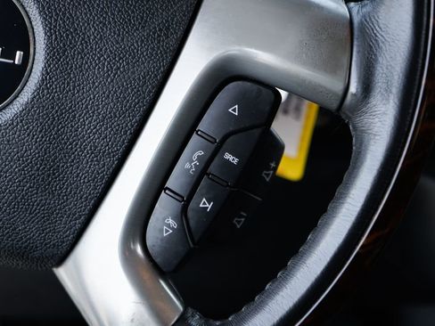 Used 2011 GMC Sierra 3500 Denali AWD/4WD image 26