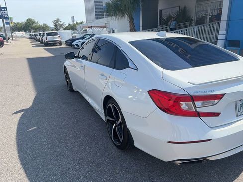 Used 2019 Honda Accord Sport image 6