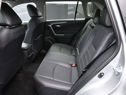 Certified 2025 Toyota RAV4 XLE Premium image 21