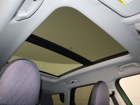 Used 2025 MINI Cooper Countryman S w/ Comfort Package Max image 19