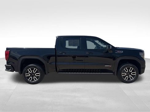 Used 2024 GMC Sierra 1500 AT4 w/ Technology Package AWD/4WD image 7