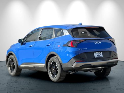 New 2026 Kia Sportage EX FWD image 6