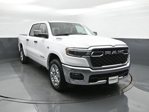 New 2026 RAM 1500 4x4 Crew Cab image 22