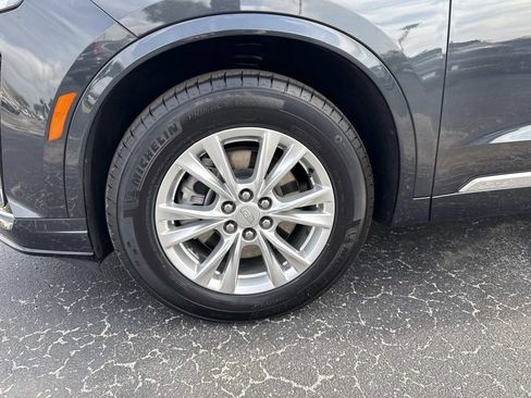 Certified 2023 Cadillac XT6 Luxury FWD image 10
