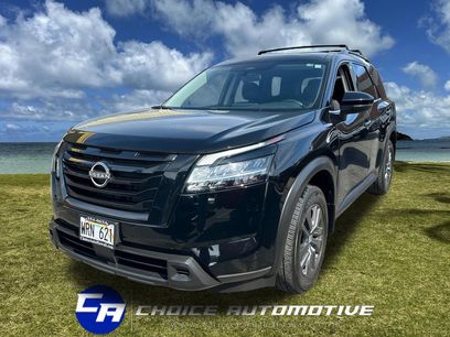 Used 2022 Nissan Pathfinder SV w/ SV Black Package