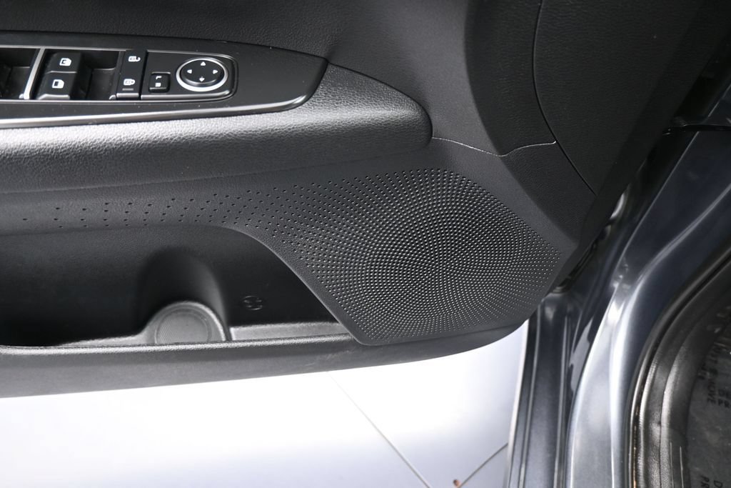 Used 2024 Kia Forte LXS FWD image 15